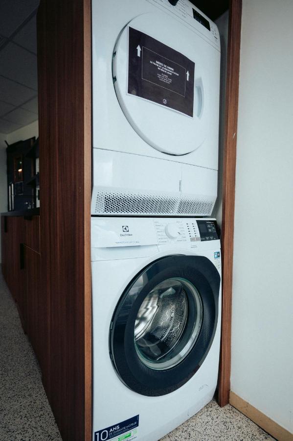 Jost Hostel Bordeaux Gare St Jean Bagian luar foto
