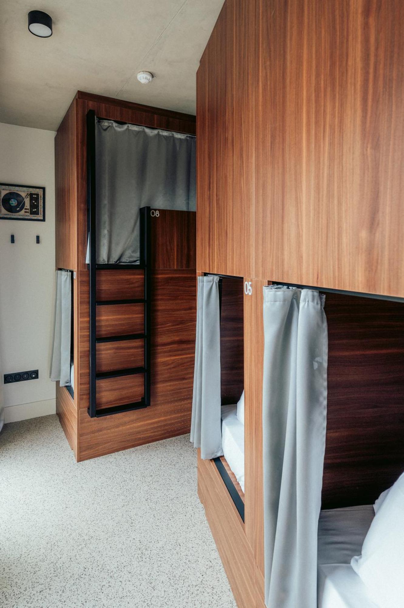 Jost Hostel Bordeaux Gare St Jean Bagian luar foto
