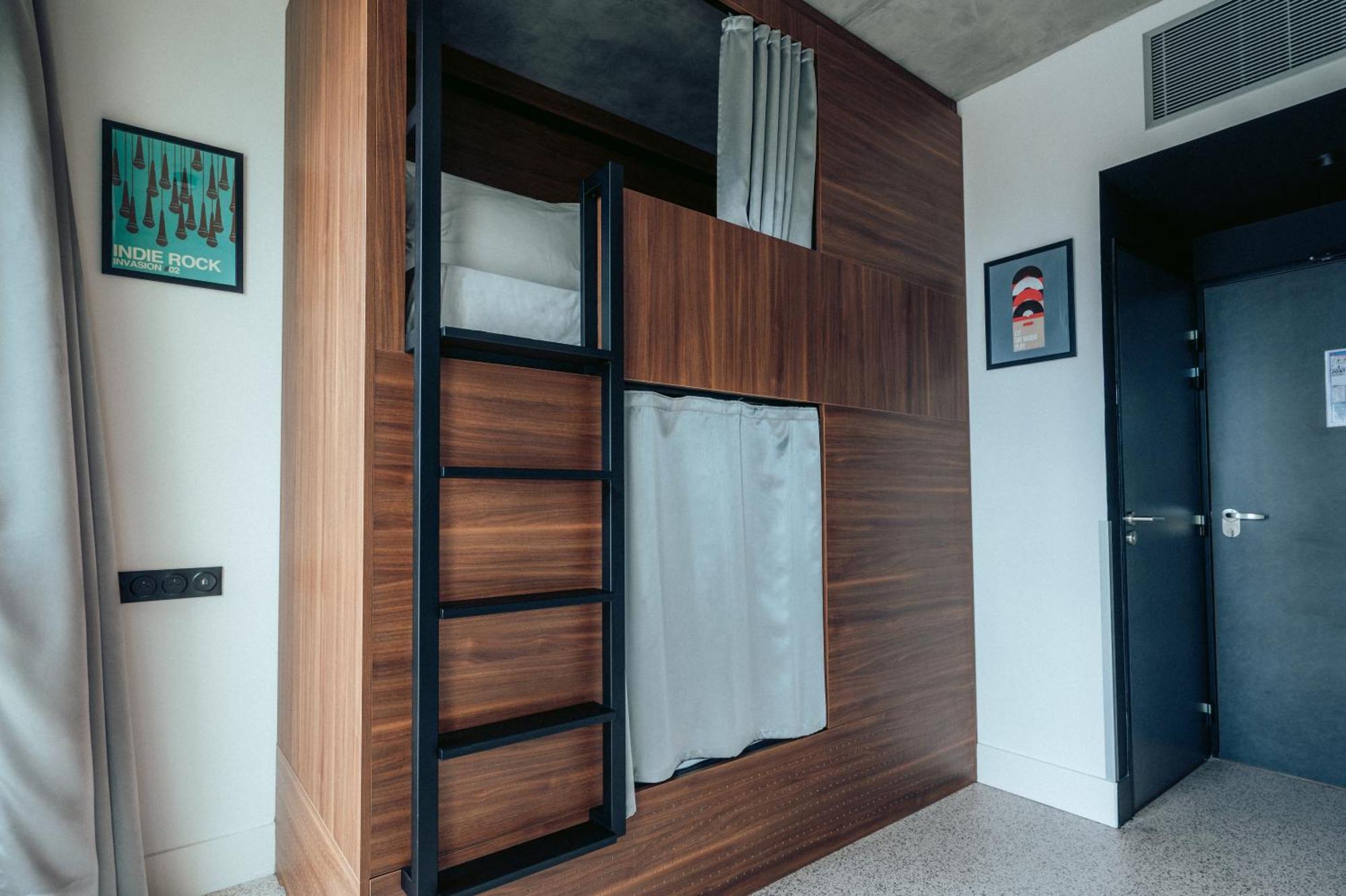 Jost Hostel Bordeaux Gare St Jean Bagian luar foto